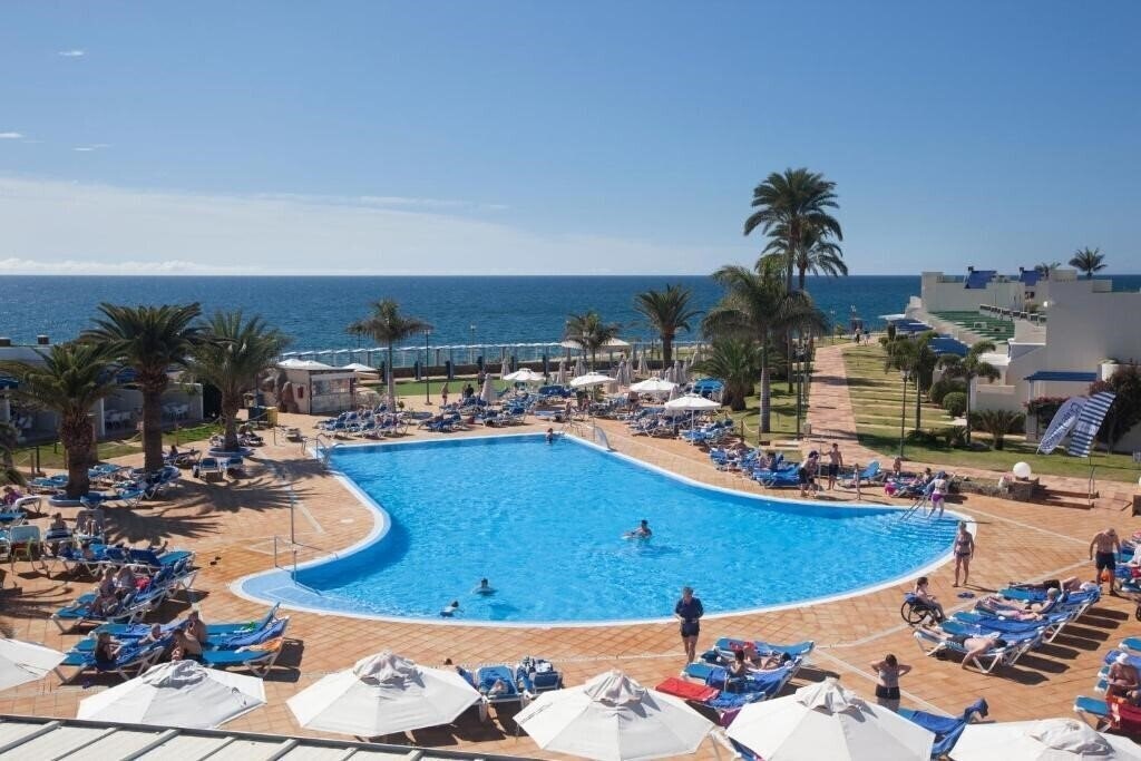 Отель Grupotel Playa Feliz 2*