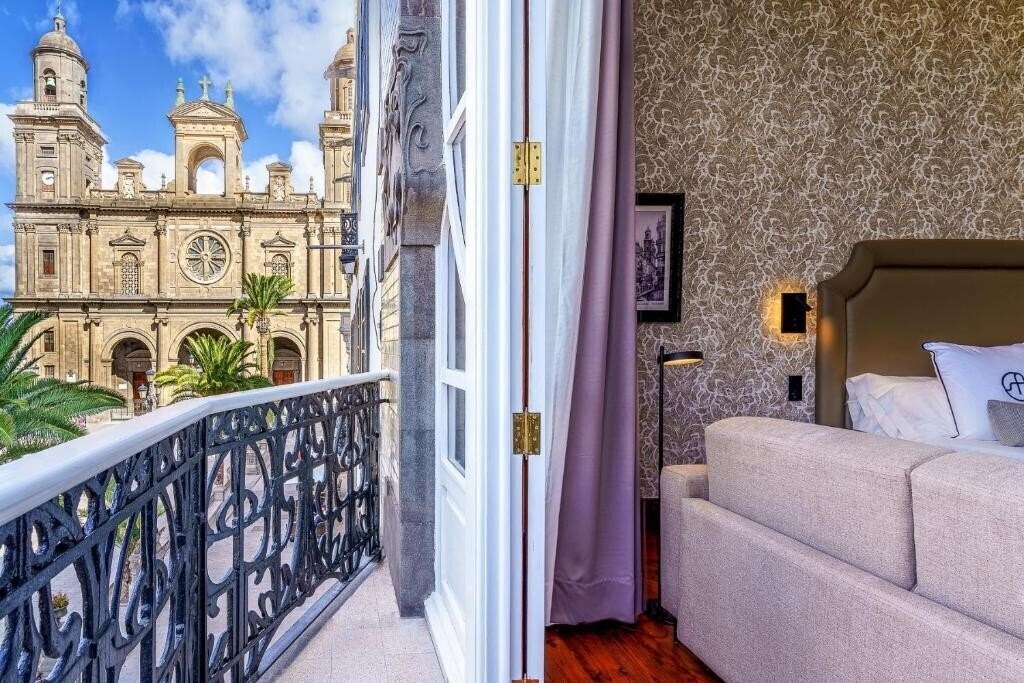 Фотографія Cordial Plaza Mayor de Santa Ana 4*