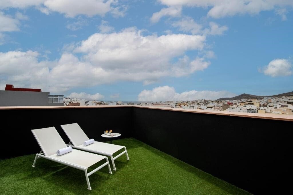 Изображение Hotel Puerto de la Luz by Pierre & Vacances 3*