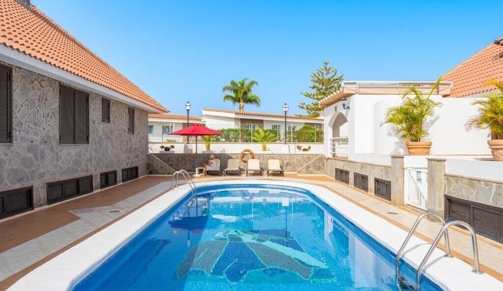 Готель Las Almenas Villas 3*