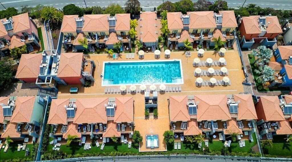 Фотографія Aparthotel Cay Beach Meloneras 3*