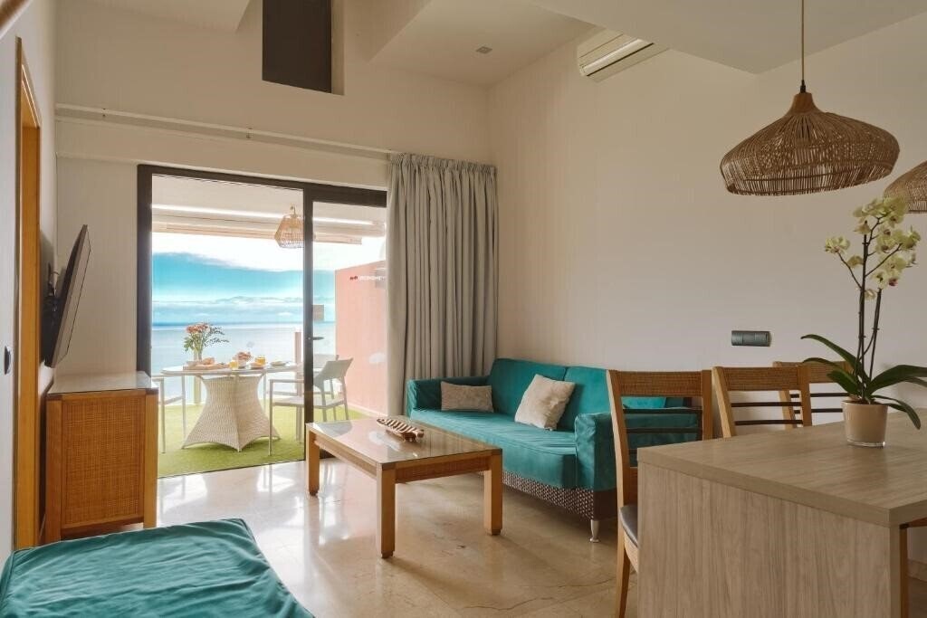 Зображення Serenity Amadores 4*