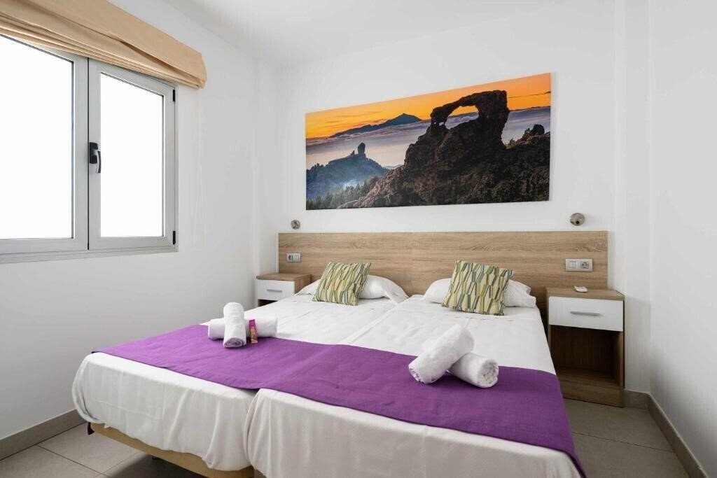 Отель Canteras Suites 3*