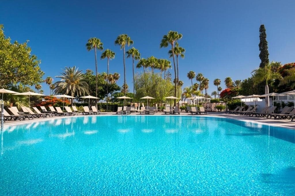 Отель Barcelo Margaritas Royal Level 4*