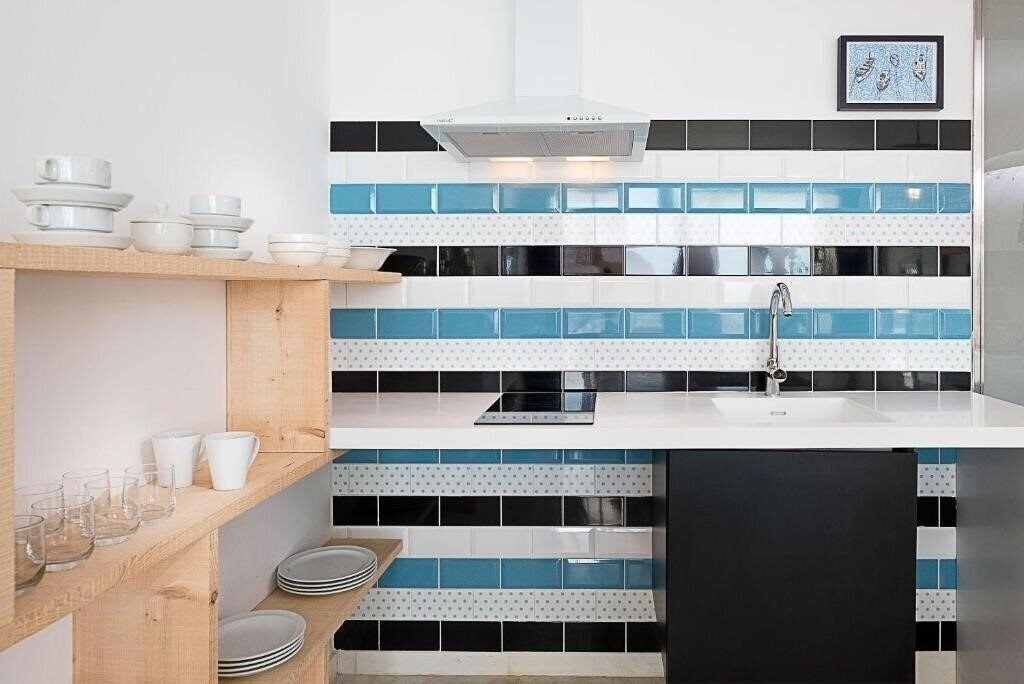 Фото Marina Suites 4*