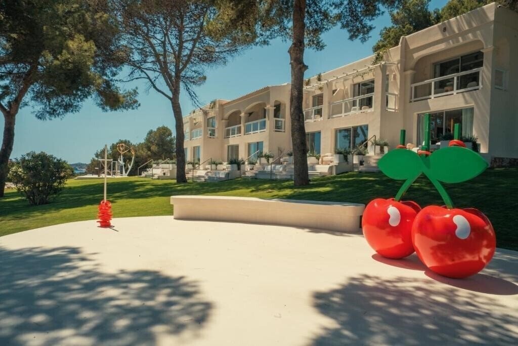 Картинка Destino Five Ibiza 5*