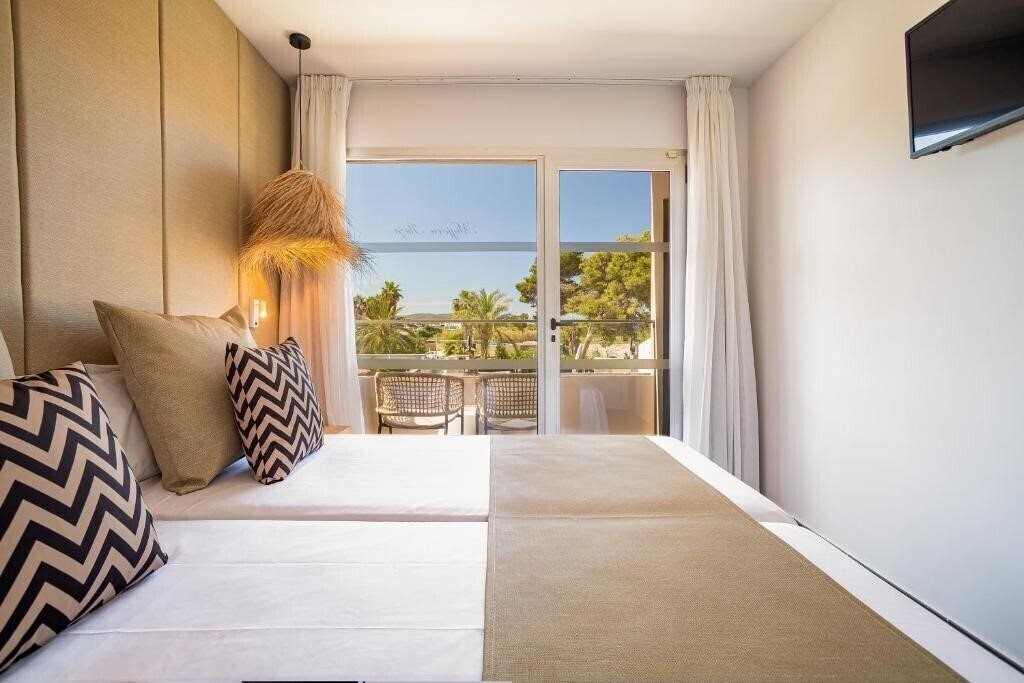 Зображення Migjorn Ibiza Suite 4*