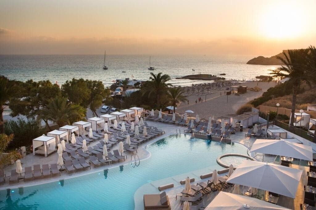 Готель Insotel Tarida Beach Resort & SPA 4*