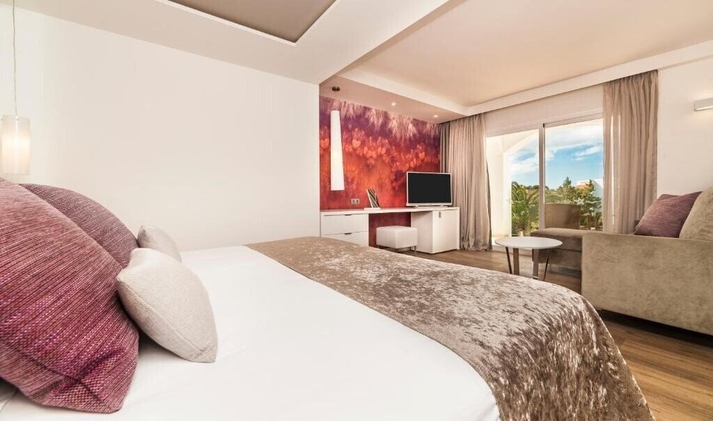 Фото Insotel Tarida Beach Resort & SPA 4*
