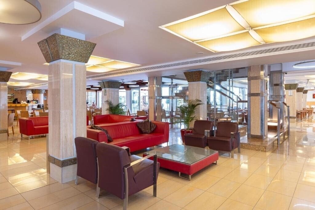 Фото Hotel Invisa La Cala 4*