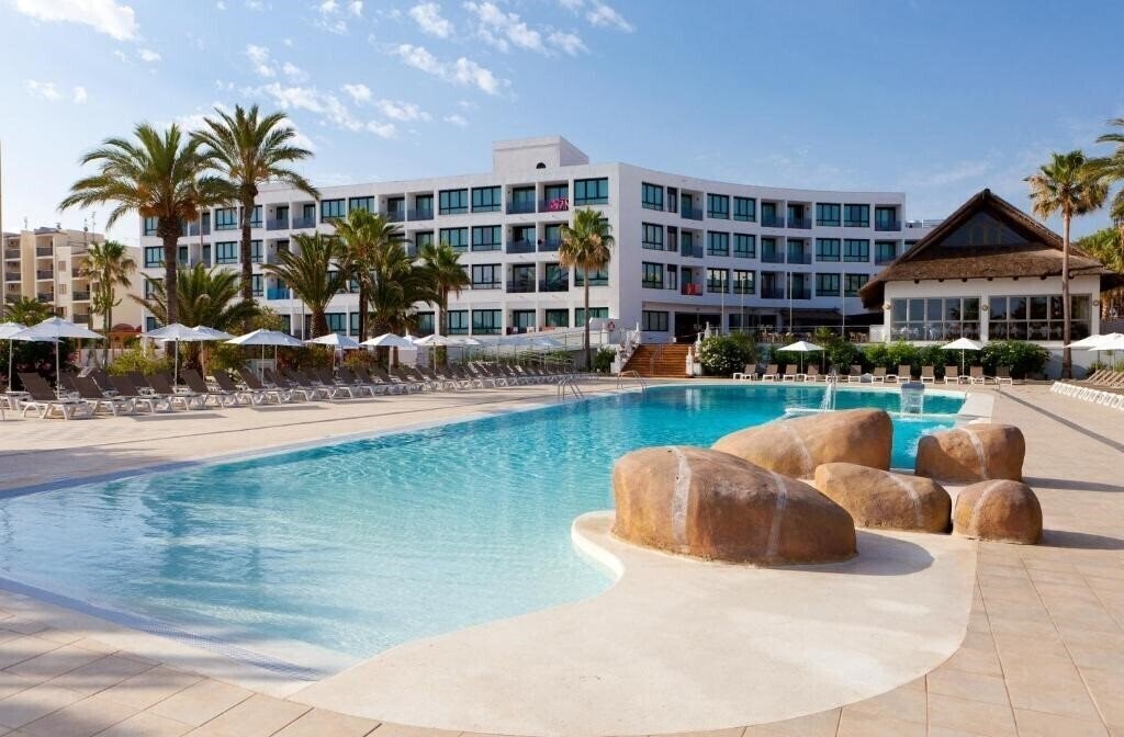 Готель Marvell Club Hotel & Apartments 3*