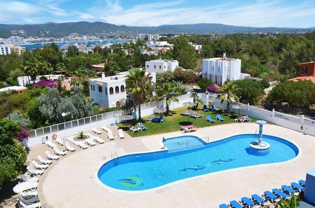 Отель Vibra Monterrey Aparthotel 2*