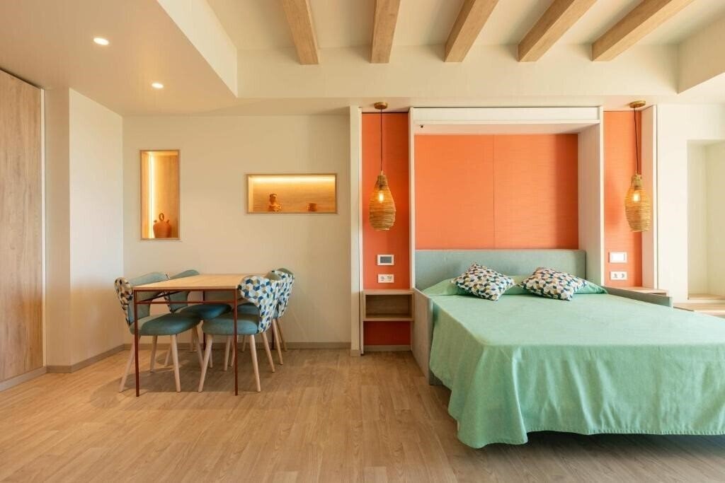 Картинка The White Apartments by Ibiza Feeling 1*