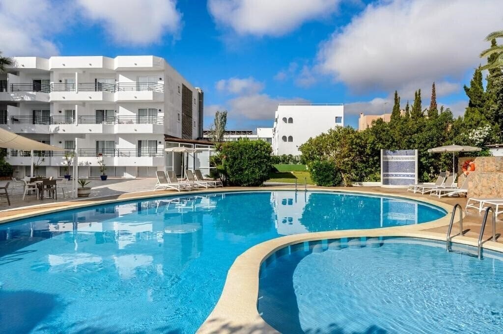 Отель Vibra Isola Hotel 2*