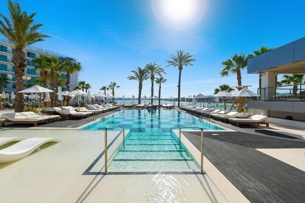 Фото Amare Beach Hotel Ibiza 4*