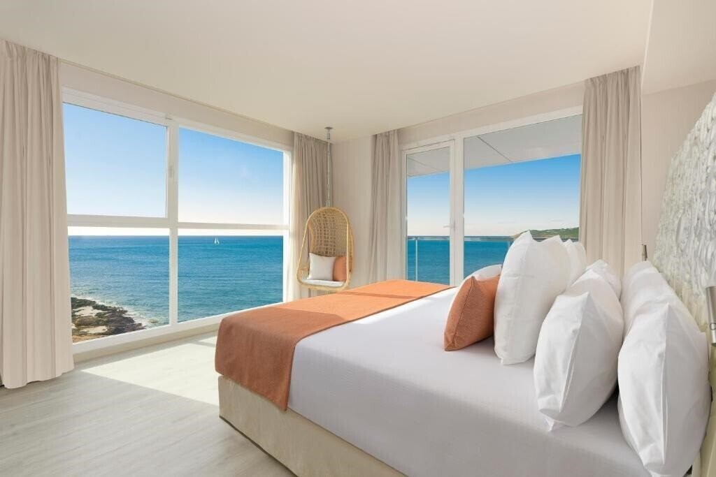 Фотографія Amare Beach Hotel Ibiza 4*