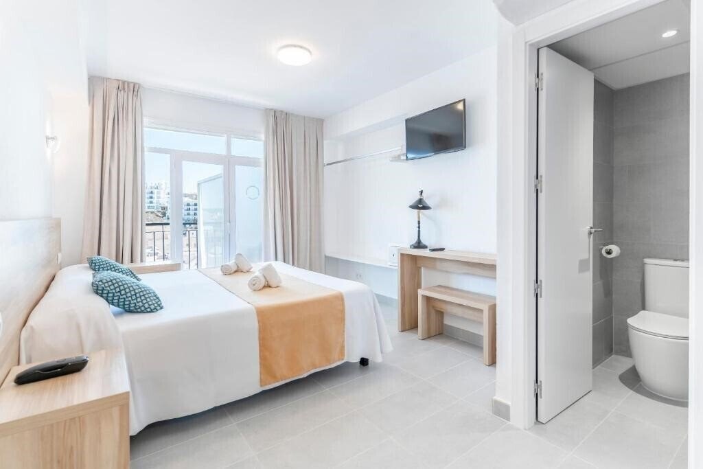 Изображение Suncoast Ibiza Hotel 2*