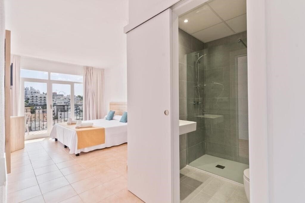 Картинка Suncoast Ibiza Hotel 2*