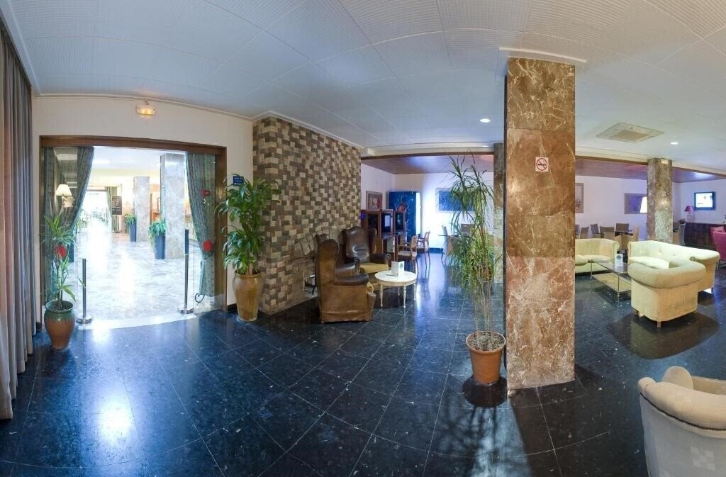 Фотография Tropical 3*