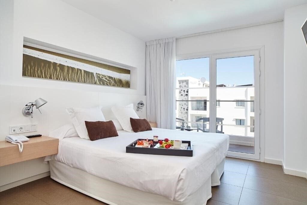 Фото Ibiza Sun Apartments 4*