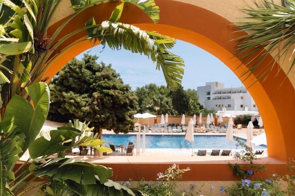 Отель Azuline Aparthotel Atlantic 4*