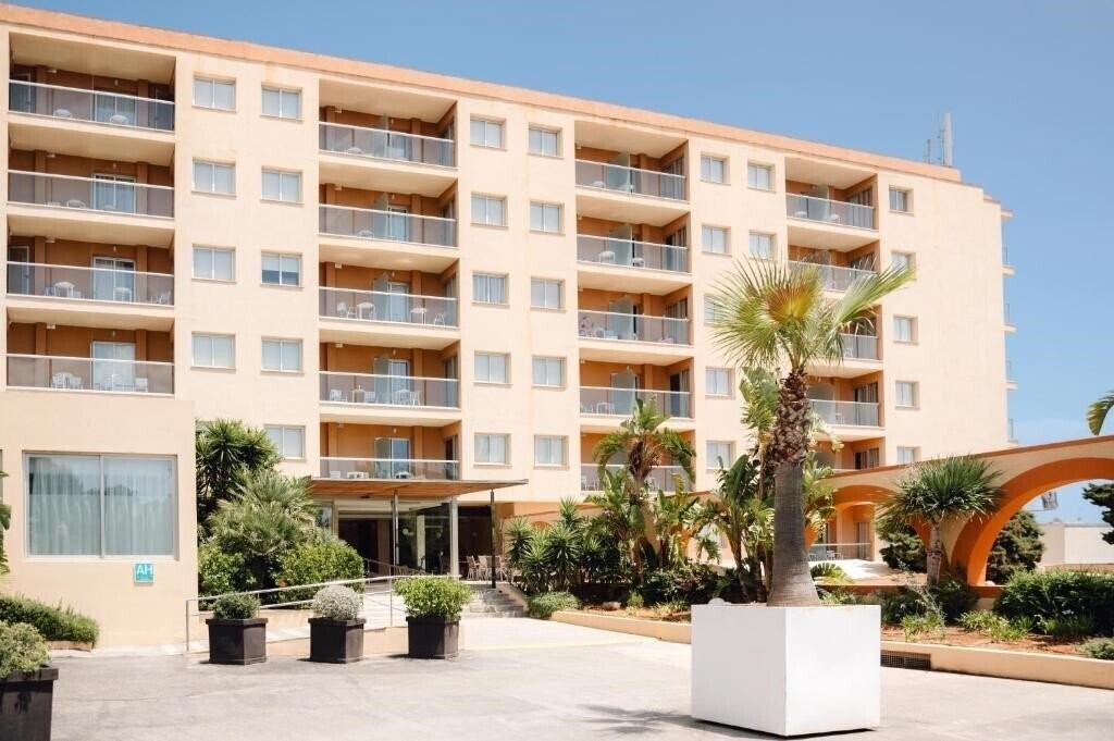 Фото Azuline Aparthotel Atlantic 4*