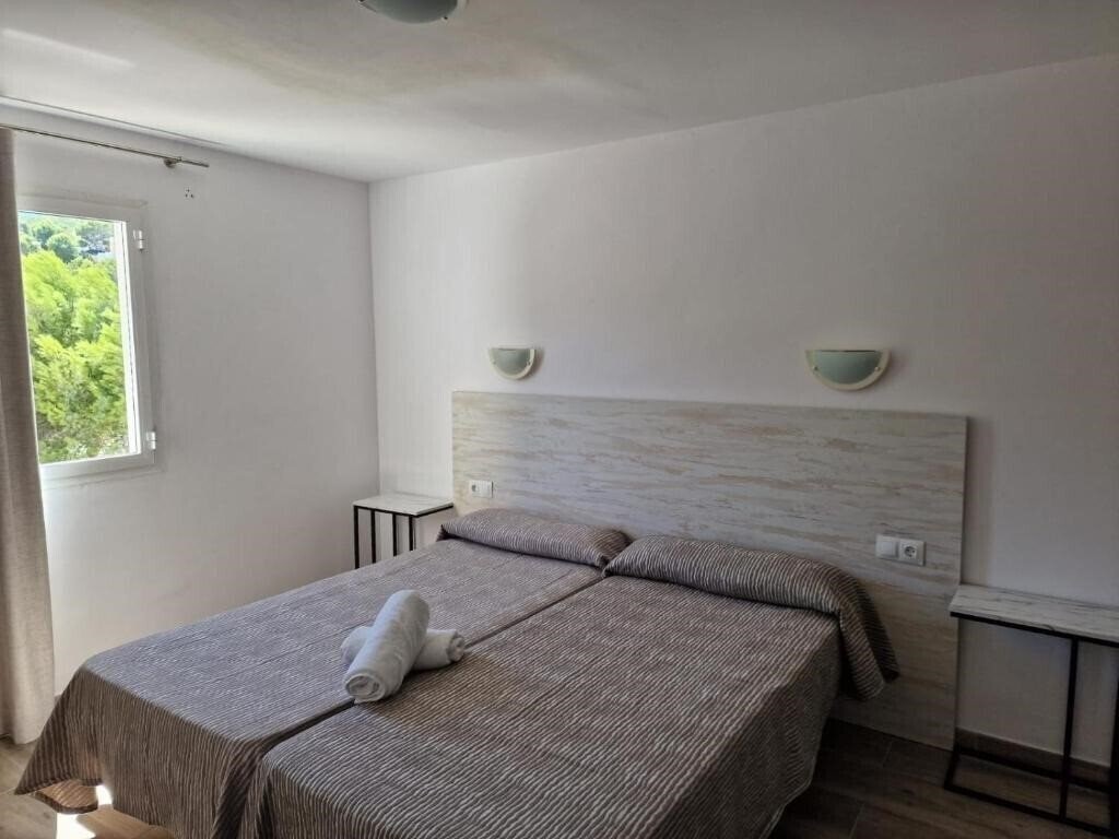 Картинка Puerto Cala Vadella Apartments апартаменты