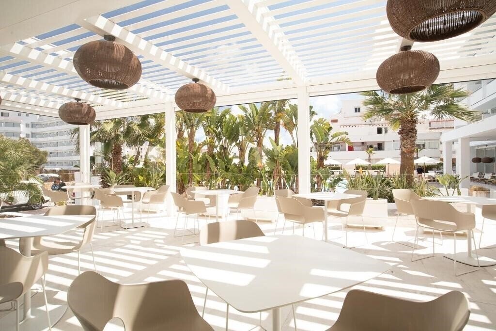 Картинка Anfora Ibiza 4*