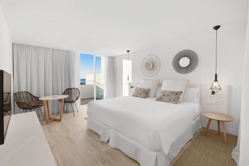 Фото Barcelo Portinatx 4*