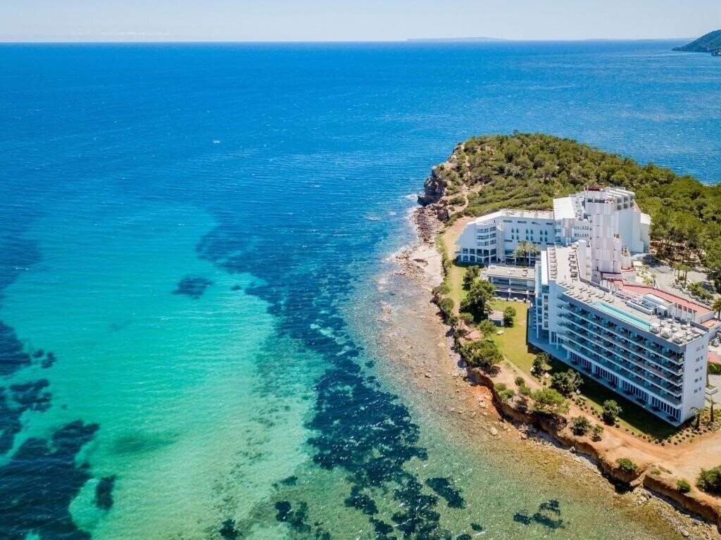 Отель Melia Ibiza 4*
