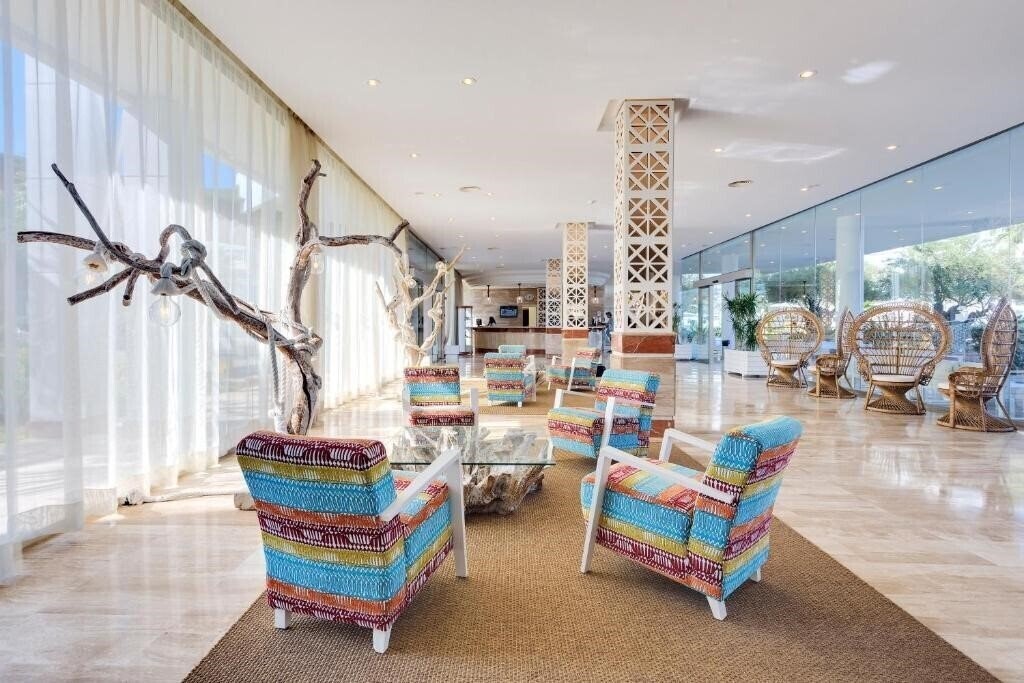 Изображение Tropic Garden Aparthotel 4*