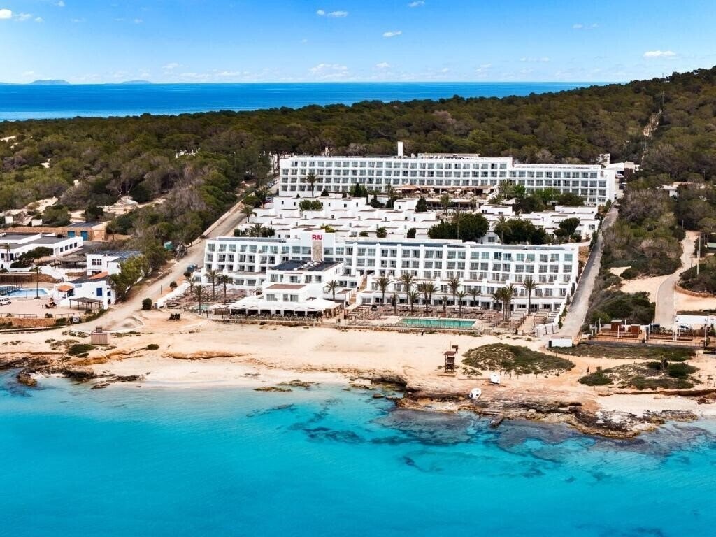Отель Riu La Mola 4*