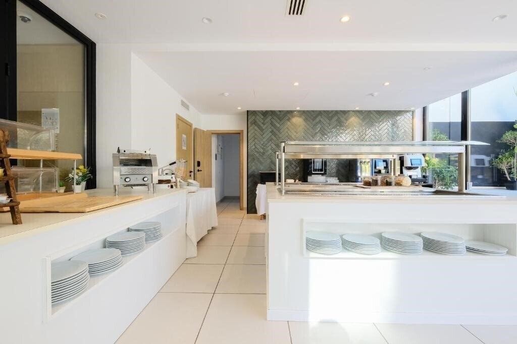 Картинка Azuline M Hotel 4*