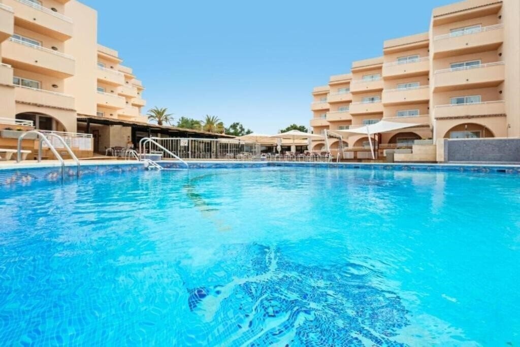 Готель Rosamar Ibiza Hotel 3*