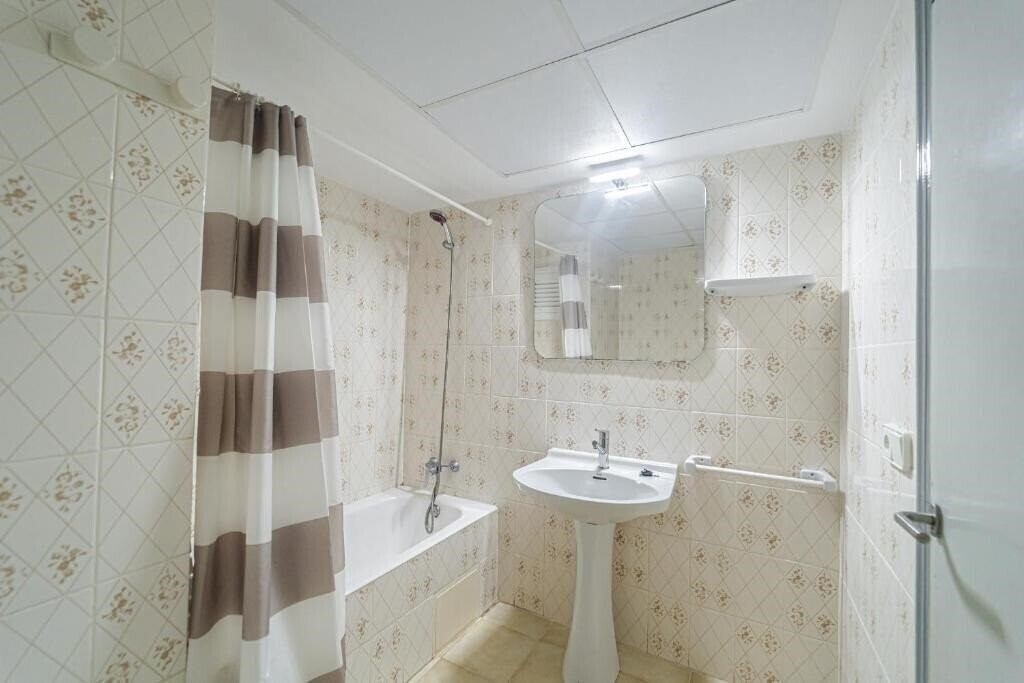 Фотографія Apartamentos El Cortijo 2*