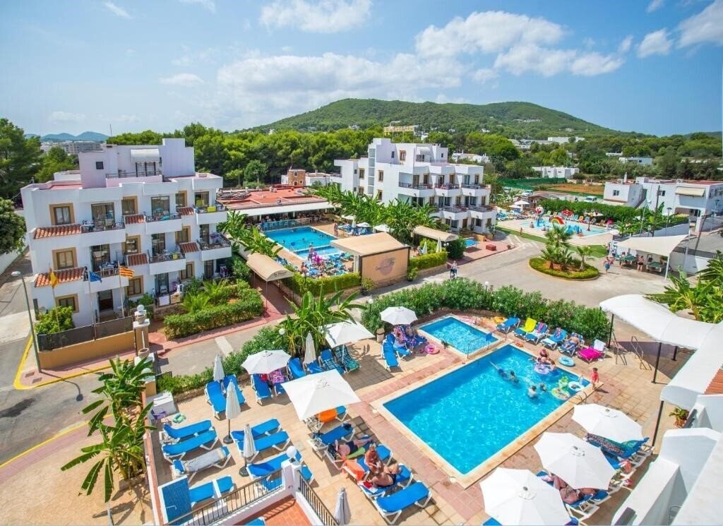 Фото Invisa Aparthotel Casa Luis 4*