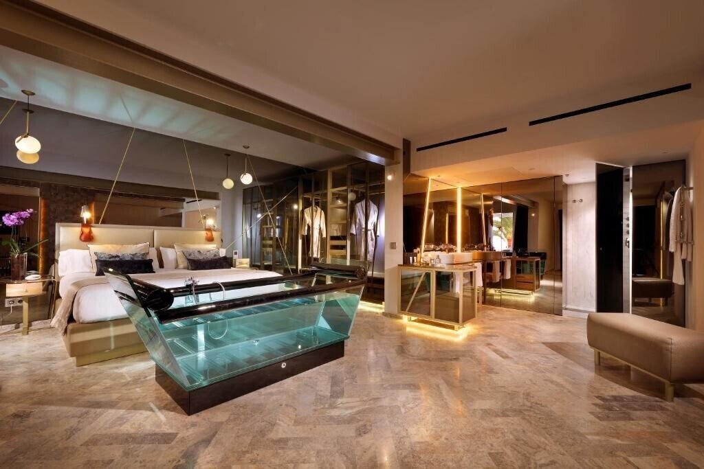 Изображение Ushuaia Ibiza Beach Hotel 5*