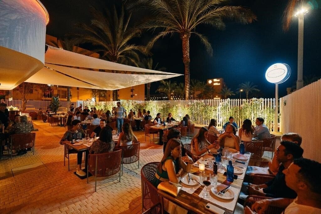 Фотографія El Hotel Pacha 4*