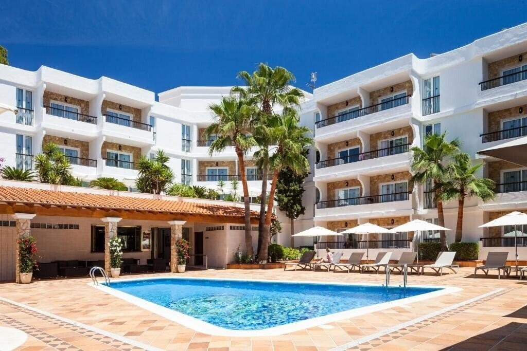 Отель S’Argamassa Palace Suite Hotel 4*