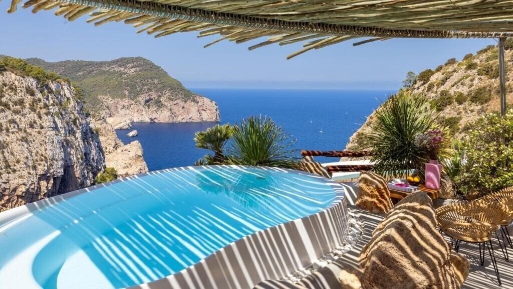 Готель Hacienda Na Xamena 5*