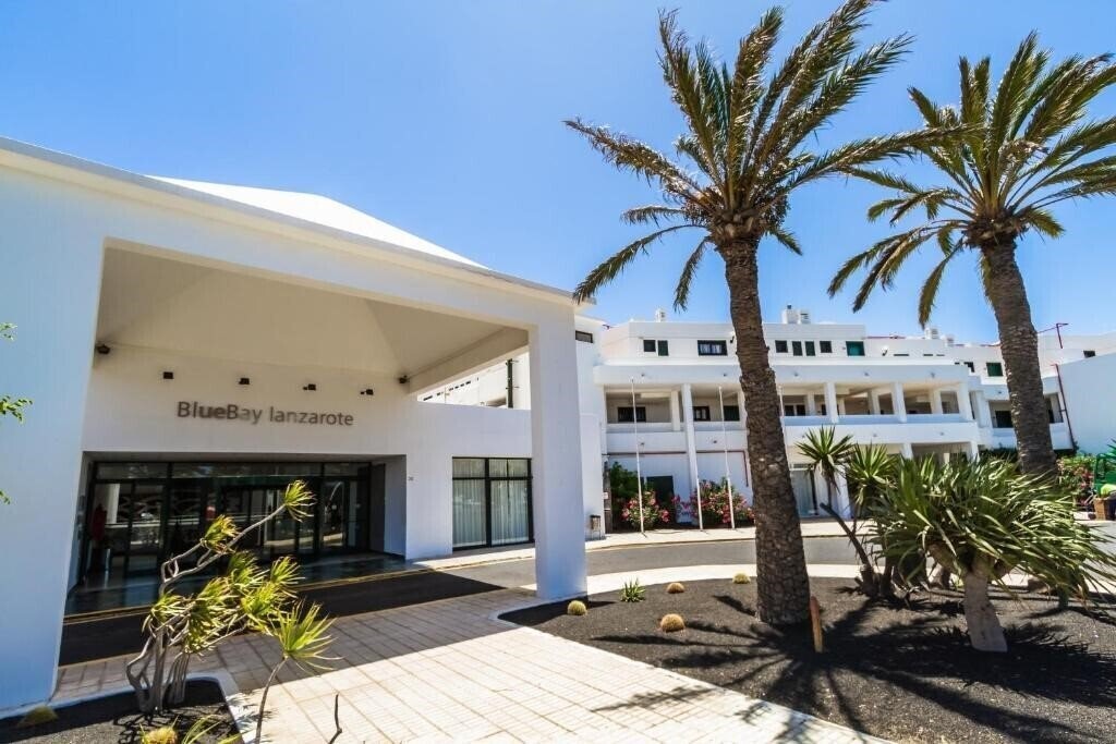 Готель Bluebay Lanzarote 4*