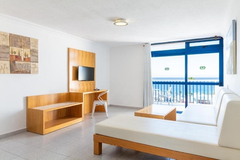 Фото Ereza Apartments Sara Apts апартаменты