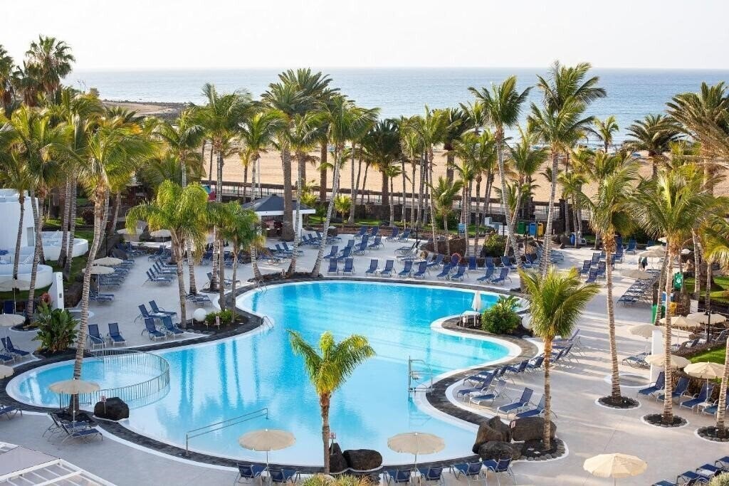 Готель Hipotels La Geria 4*
