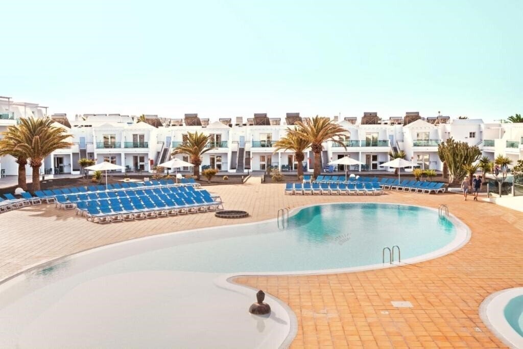 Готель Hotel Blue Sea Lanzarote Palm 4*