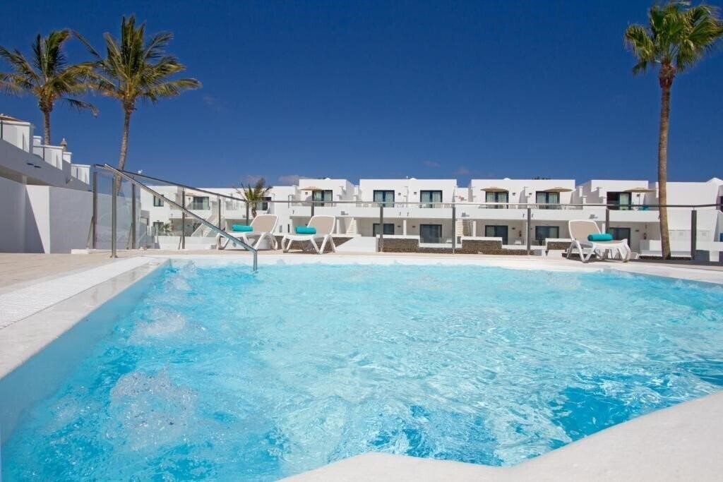 Фотография Aqua Suites 4*