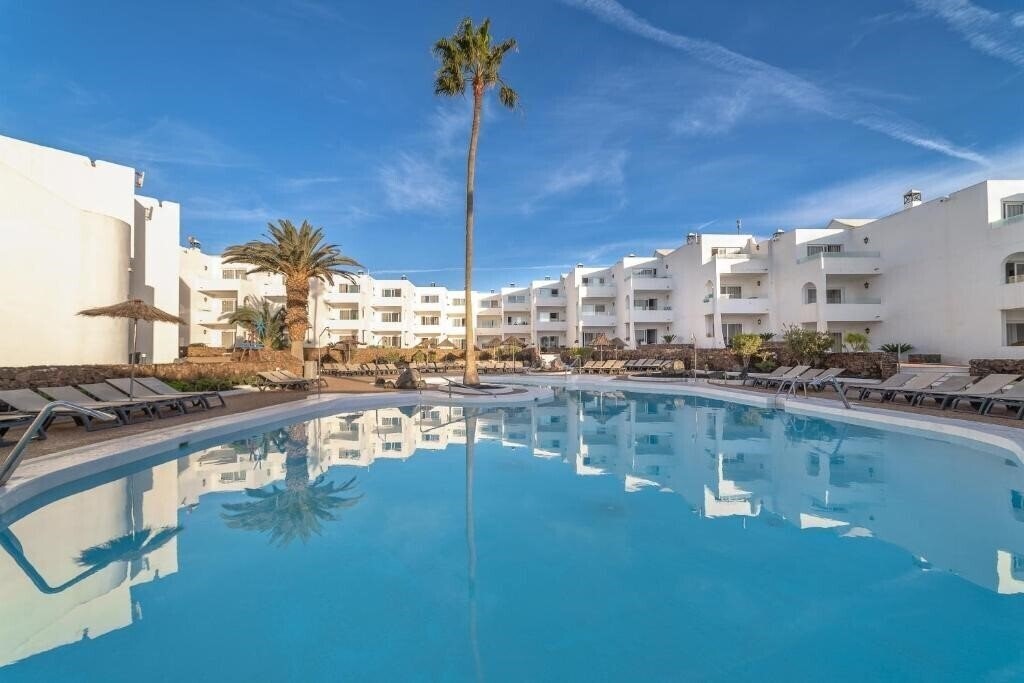 Готель Hotel Siroco 3*