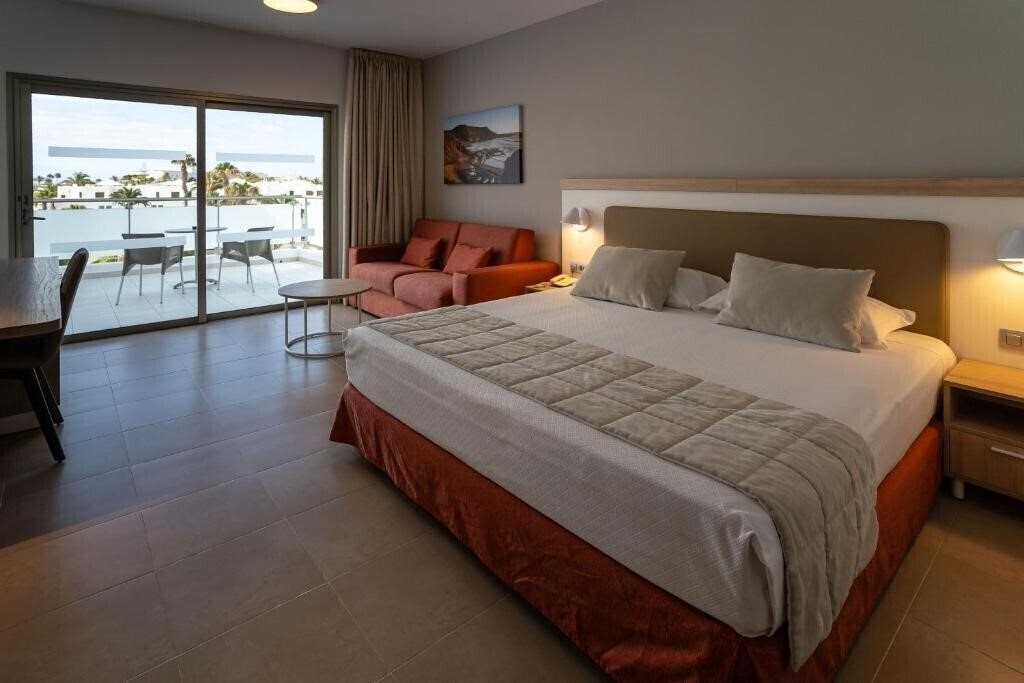 Фото Lanzarote Village 4*