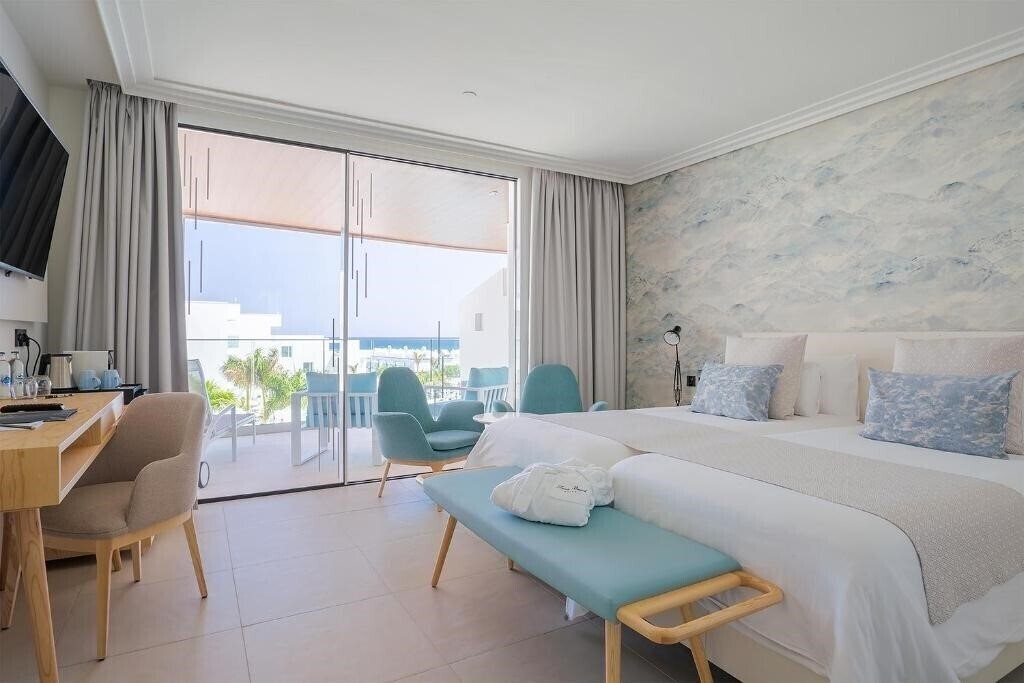 Фото Lava Beach 5*