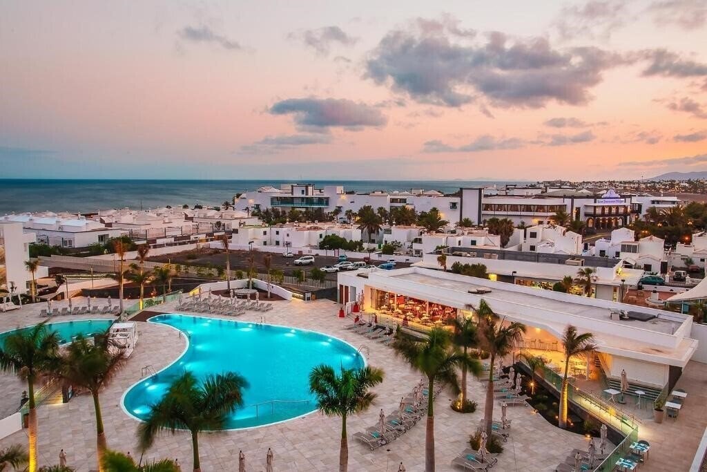 Зображення Lava Beach 5*