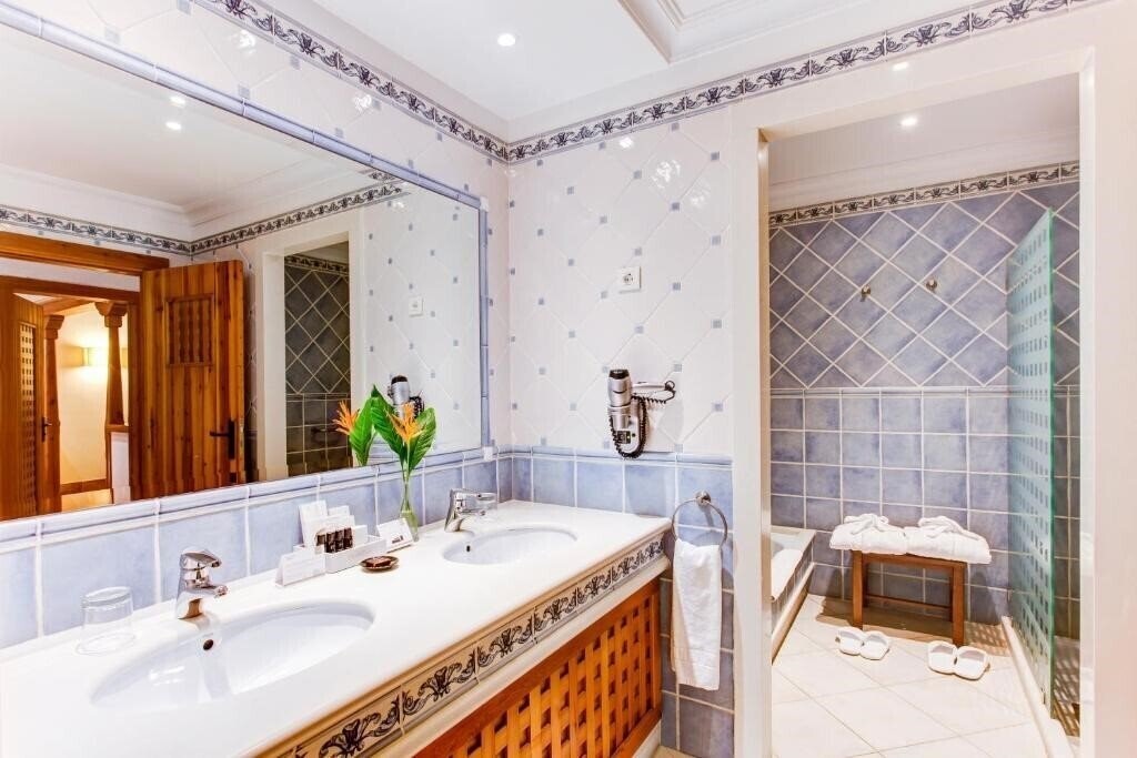 Отель Princesa Yaiza Suite Resort 5*